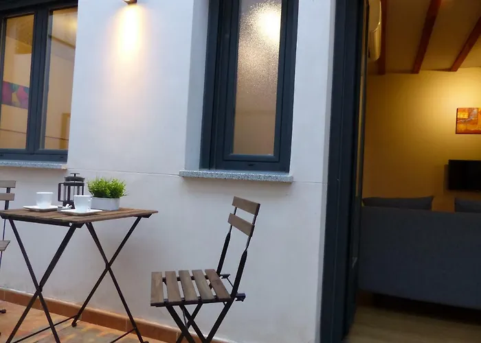 B Garaje Privado 아파트 *